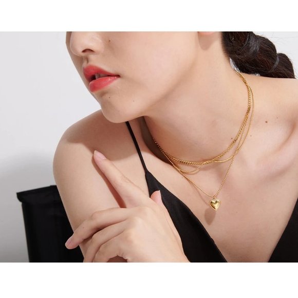 NEW 18K Gold Plated Link Chain Triple Layer Heart Necklace - Picture 6 of 7